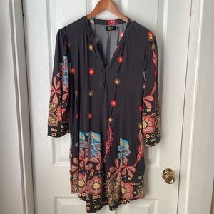 R&B COLLECTION: gray multi pattern long sleeve dress. Size 2X.